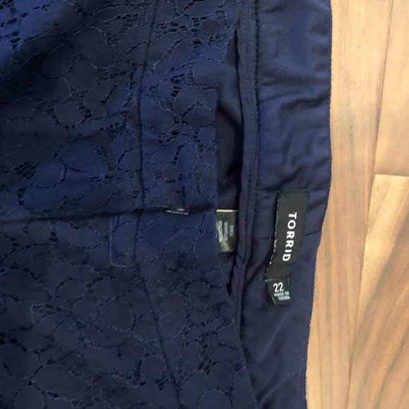 Blue Lace Fancy Shorts - Picture 3 of 3